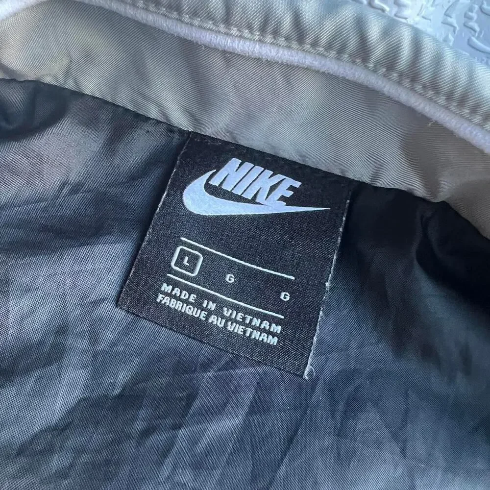 Nike Black & Grey‎ Zip Up Windbreaker Size Large